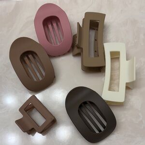 Set of 6 Hair Claw Clips in Neutral Tones